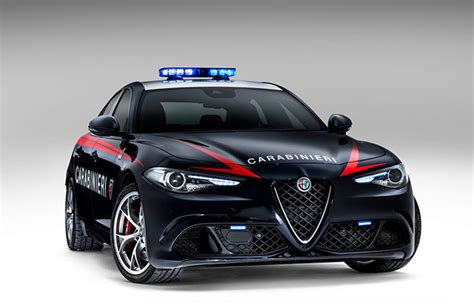 Alfa Romeo Giulia Quadrifoglio voor de Italiaanse Politie! - GroenLicht ...