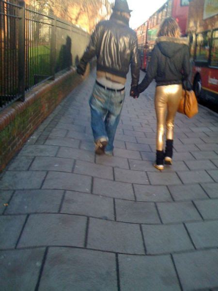 The Sagging Pants Fashion Trend That Makes Absolutely No Sense (25 pics ...