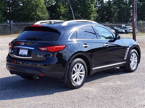 Pre-Owned 2009 INFINITI FX35 With Navigation