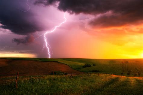 800x1280 Thunderstorm Lightning Bolt Striking Down At Sunset In ...