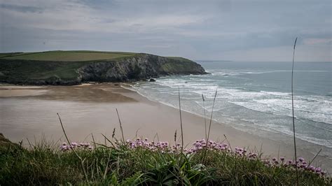 Mawgan Porth Surf Photo by Nick Russill | 6:18 pm 30 Apr 2019