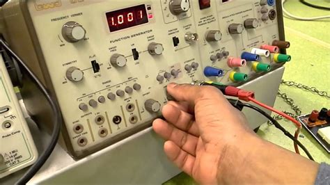 Use of function generator and oscilloscope - YouTube