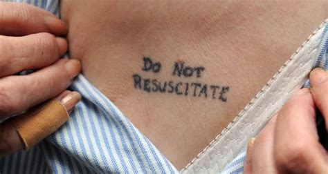 Grandma's Badass "Do Not Resuscitate" Tattoo - Neatorama