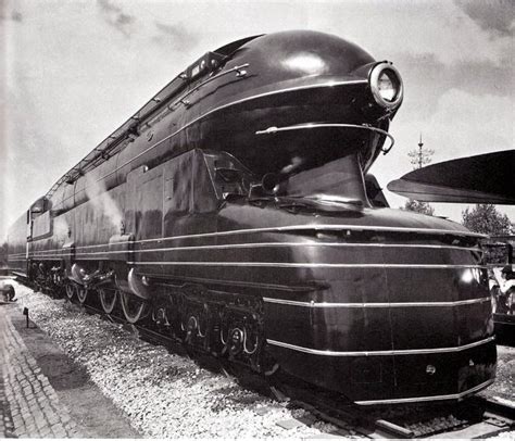 The most beautiful streamline designs of locomotives | Streamline moderne, Art deco, Locomotive