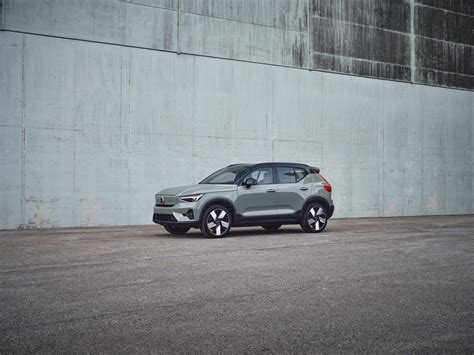 2023 Volvo XC40 Recharge Pictures: | U.S. News