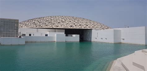 A Sneak Peek into Jean Nouvel's Louvre Abu Dhabi as It Prepares for Fall Opening | ArchDaily