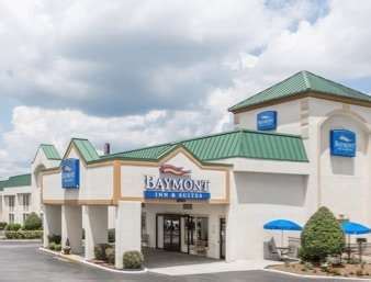 Pet Friendly Hotels in Greensboro, North Carolina accepting Dogs and Cats