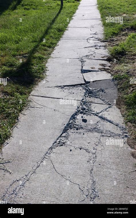 Inaccessible footpath hi-res stock photography and images - Alamy