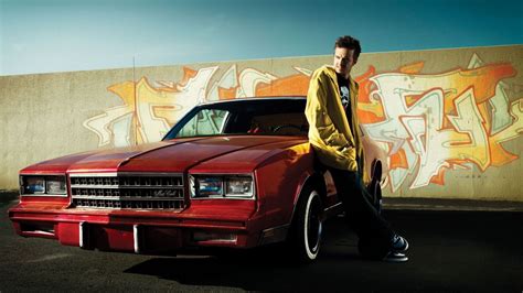 Online crop | man leaning on red car, Jesse Pinkman, Aaron Paul ...