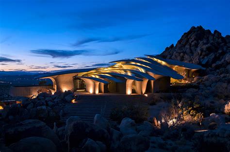 High Desert House by Kendrick Bangs Kellogg | Daily design inspiration ...