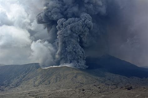 Drawing disaster-preparedness lessons from Tonga’s volcano