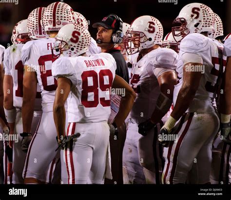 Stanford head coach jim harbaugh hi-res stock photography and images ...