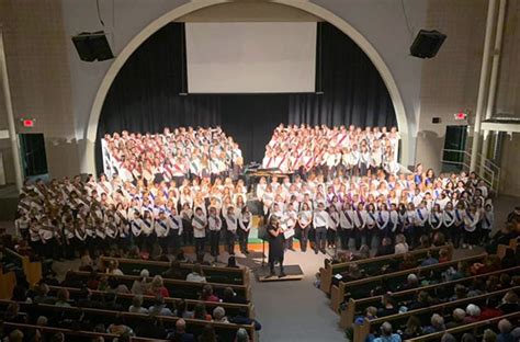 Children's Christmas Choir helps Salvation Army | Cranbrook