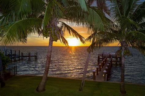 Captiva Bayfront 4 bedroom/4 bath, boat dock, pool UPDATED 2022 - Tripadvisor - Captiva Island ...