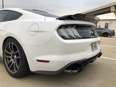 Euro Spec Tail Lights for 2015-2022 Mustangs – CarbonBargain