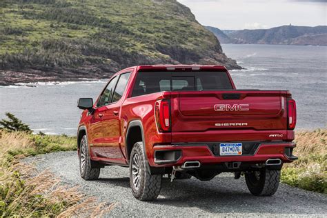 GMC Levels Up 2019 Sierra AT4 With Off-Road Performance Package ...