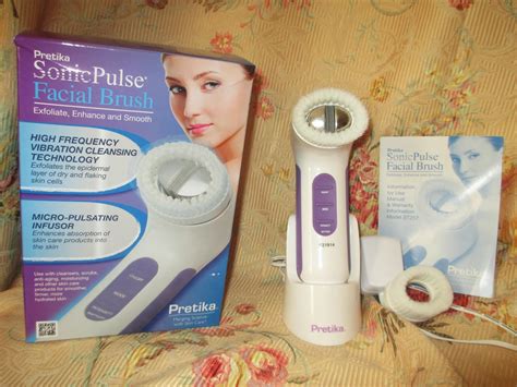 Whats Inside Your Beauty Bag?: Pretika Sonic Pulse Facial Brush