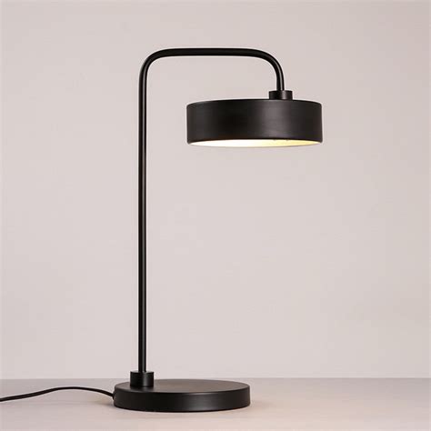 Buy Modern Minimalist Desk Lamps at 20% off – Staunton and Henry