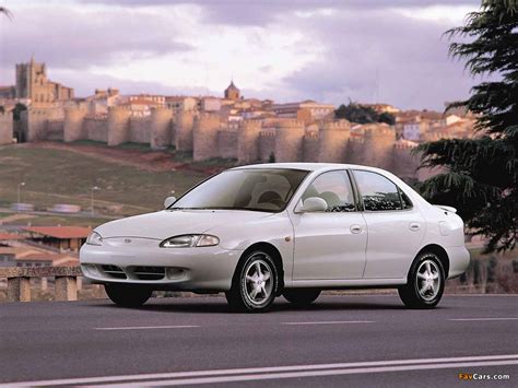 1995 Hyundai Elantra - Information and photos - Neo Drive