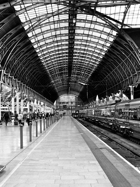 THE HISTORICAL PADDINGTON STATION | Train station architecture, Train station, Station