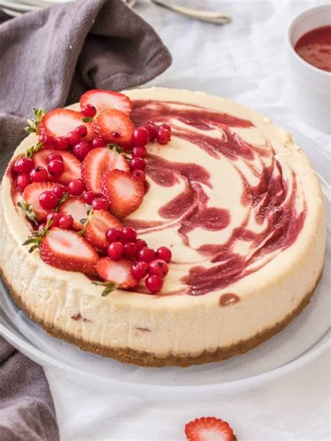 Strawberry Swirl Cheesecake Recipe