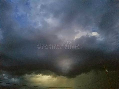 Storm Cloud Threatening Bad Weather Stock Image - Image of threatening, cloud: 97920745