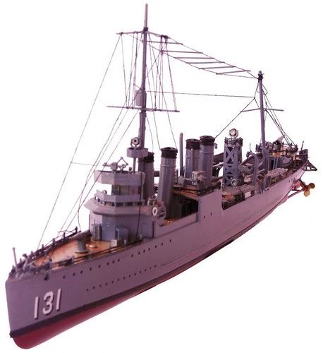 HMS Campbeltown 4 Stack British Destroyer 1:240 Scale Revell Kit #85-3016 Review | Right On ...