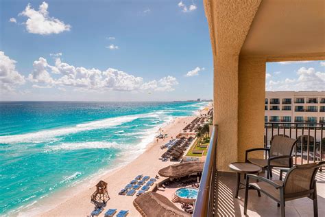 Cancun Hotel Rooms with Ocean View | Marriott Cancun Resort