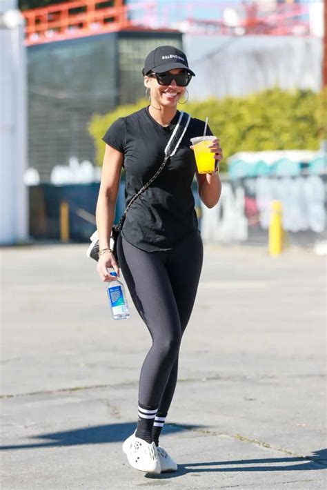 Lori Harvey Stuns in her All-black Workout Gear after Pilates Class in ...