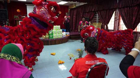 Tarian Naga Sempena Sambutan Tahun Baru Cina 2017 Di TSHKKB Dari AEON Foundation Malaysia - YouTube