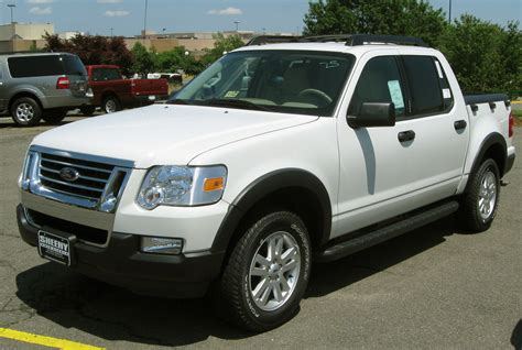 2009 Ford Explorer Sport Trac VINs, Configurations, MSRP & Specs ...