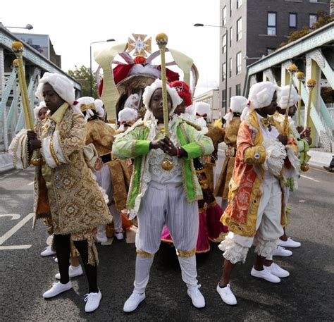 Notting Hill Carnival: the best costumes and dress from the London street parade | Metro News