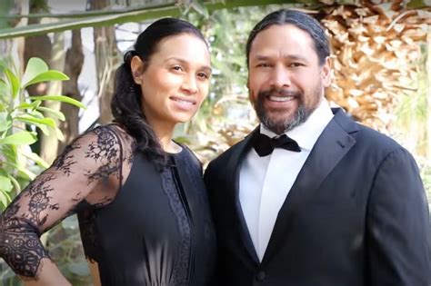 Troy Polamalu & His Wife Enjoy Their Quiet Retirement Life - FanBuzz