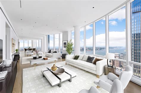 Penthouse at 15 Hudson Yards hits rental market for $70K/month, a new ...