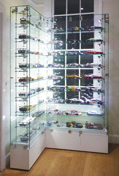 8 Gundam display cabinet ideas | display cabinet, displaying ...