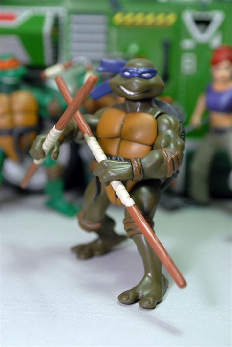 DAILY TOYZ: Toy Viewing : TMNT 2003