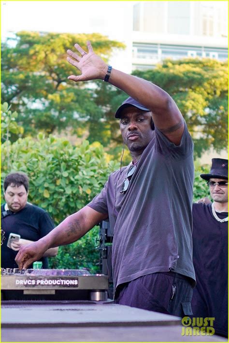 Idris Elba Hops Into the DJ Booth to Spin Some Hits During Miami Music Week: Photo 4913567 ...