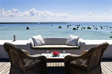 8 Best Mozambique Beach Resorts (with Map & Photos) - Touropia