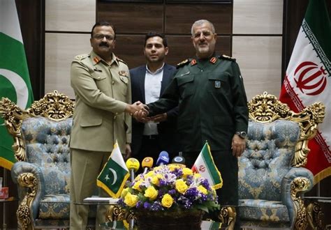 Iran, Pakistan Discuss Military Cooperation - Defense news - Tasnim News Agency