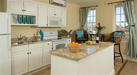 Bella Bay Inn, St. Augustine, USA | Inn, Castillo de san marcos, Large kitchen