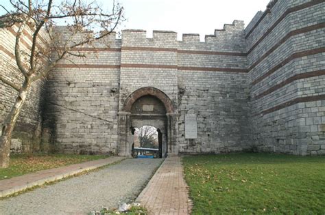 Constantinople, Theodosian Wall, Charisius Gate - Livius