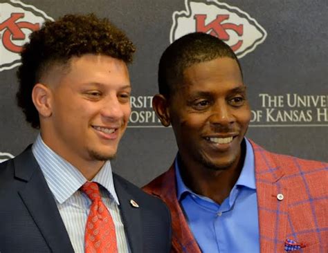 Patrick Mahomes Sr. Is a Proud Father as He Celebrates Son’s Back-To ...