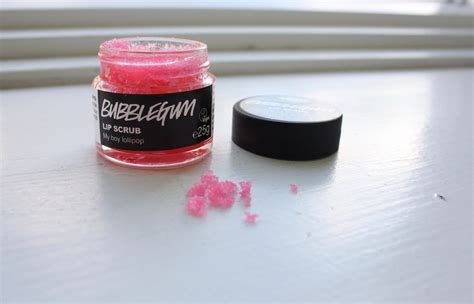 Lush: Bubblegum Lip Scrub Review — Sephira