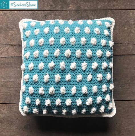 Polka-Dot Pillow | AllFreeCrochet.com