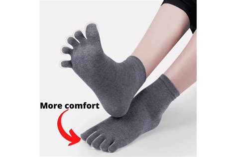 Pros and Cons of Toe Socks: Are They Worth the Hype? – Comfort Underwear