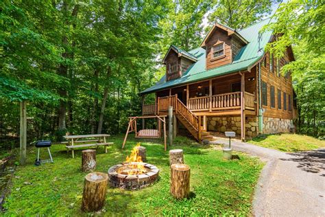 American Dream - 2 Bedroom Sevierville Cabin Rental