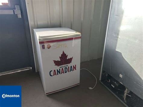 Molson Canadian Mini Fridge-Qty 1 - Michener Allen Auctioneering Ltd