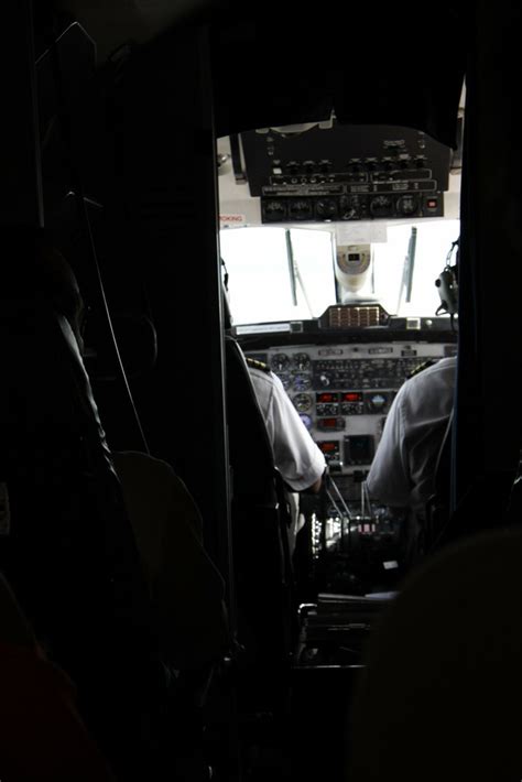 Beechcraft 1900 cockpit - a photo on Flickriver