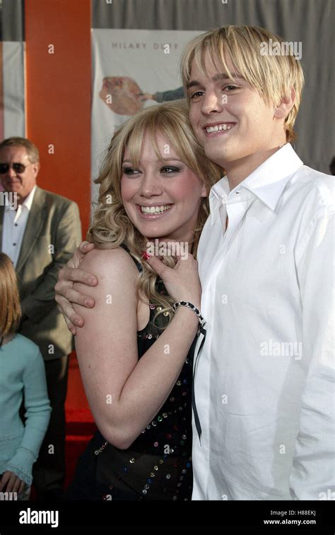 Hilary duff aaron carter lizzie hi-res stock photography and images - Alamy