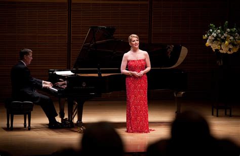 Marilyn Horne Celebrates Young Singers at Zankel Hall - The New York Times